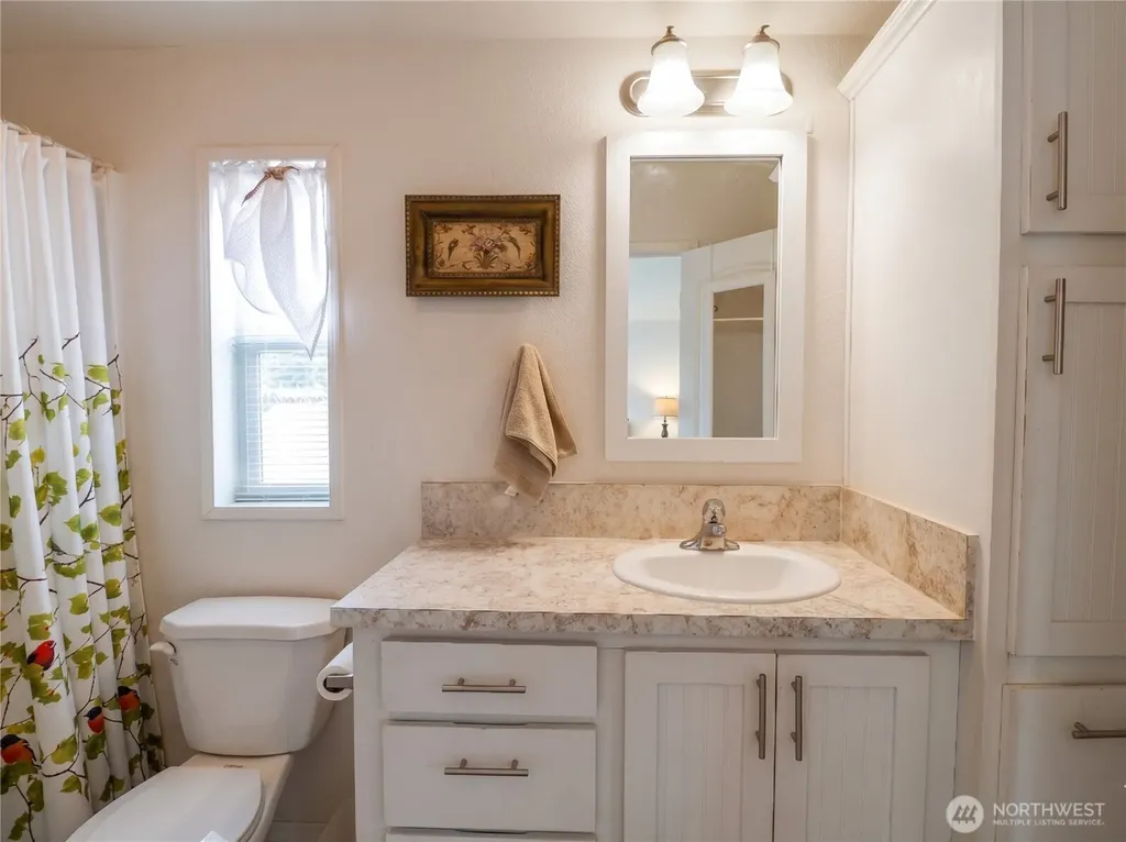 15256 Pine Drive Renton WA 98058