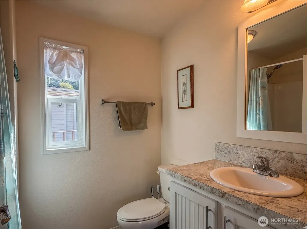 15256 Pine Drive Renton WA 98058