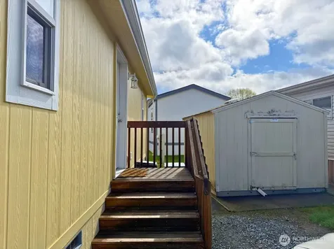 15256 Pine Drive Renton WA 98058