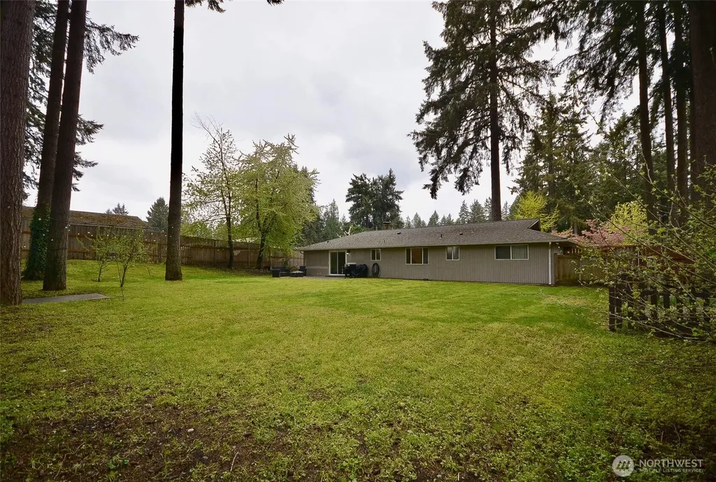 6909 33rd Avenue SW Lacey WA 98503