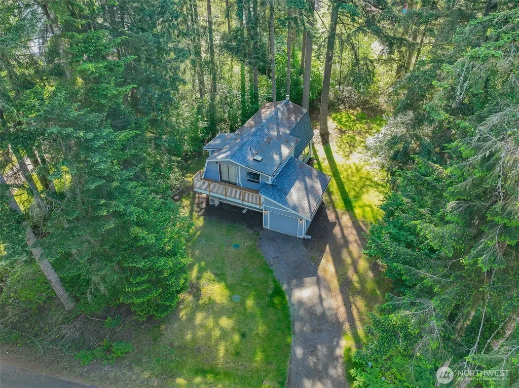 7651 Redstart Drive SE Olympia WA 98513