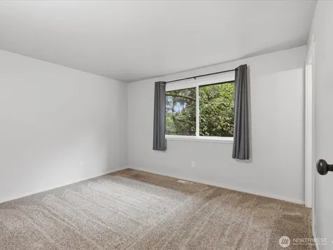 14738 SE 244th Street Kent WA 98042