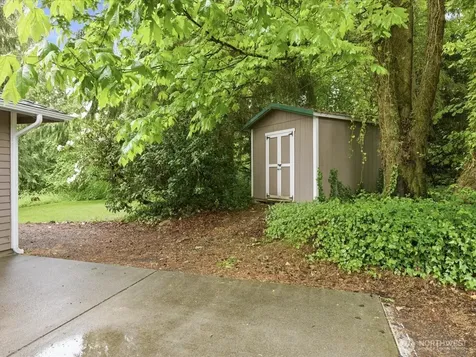14738 SE 244th Street Kent WA 98042