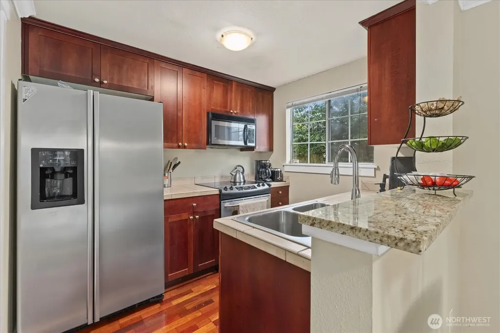 1843 S 286th Lane Federal Way WA 98003