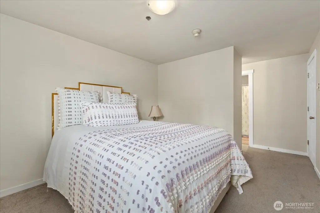 1843 S 286th Lane Federal Way WA 98003
