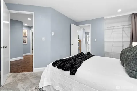 23407 Lakeview Drive Mountlake Terrace WA 98043