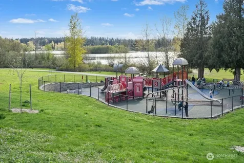 23407 Lakeview Drive Mountlake Terrace WA 98043