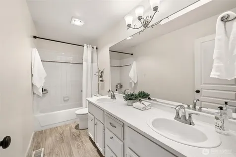 23018 SE 247th Court Maple Valley WA 98038