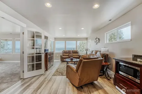11031 Cornell Avenue S Seattle WA 98178