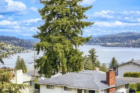 11031 Cornell Avenue S Seattle WA 98178