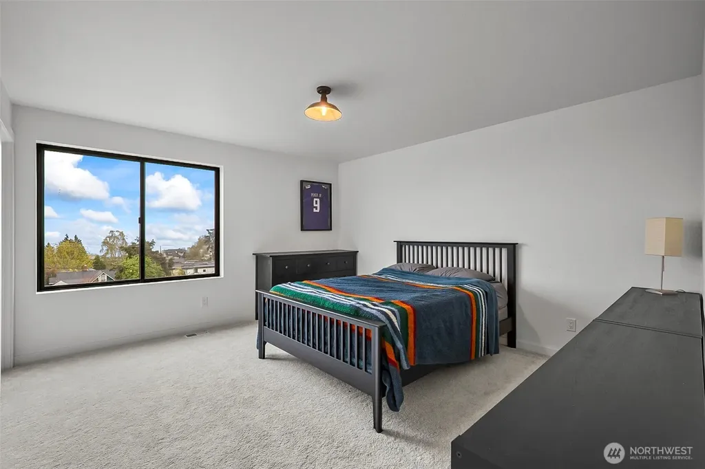 914 6th Street Mukilteo WA 98275