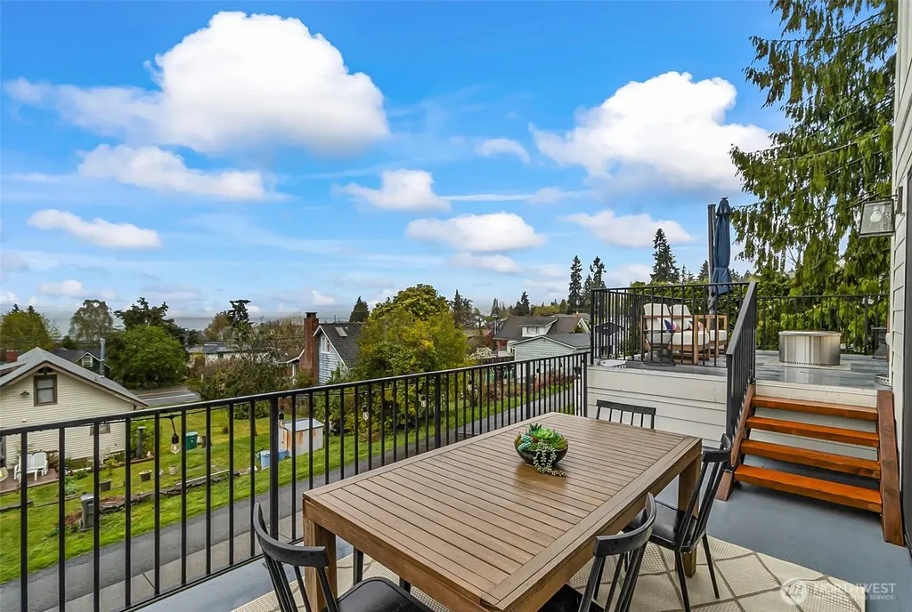914 6th Street Mukilteo WA 98275