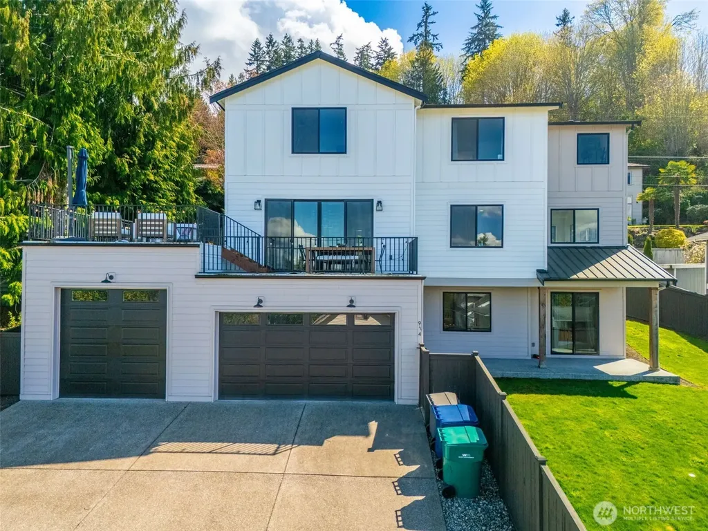 914 6th Street Mukilteo WA 98275