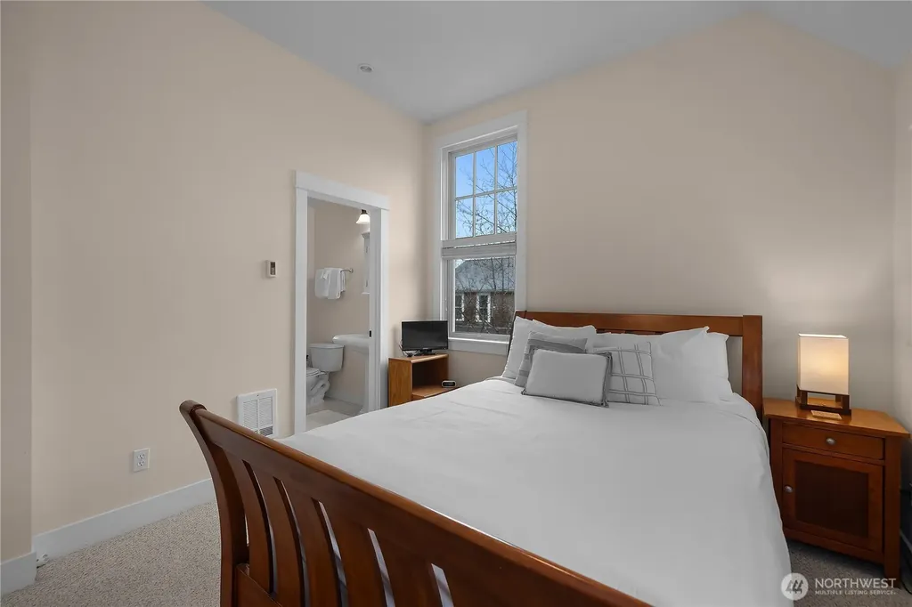 3 Float Lane Pacific Beach WA 98571