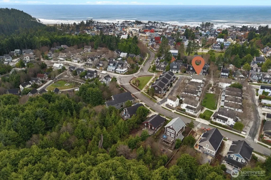 3 Float Lane Pacific Beach WA 98571