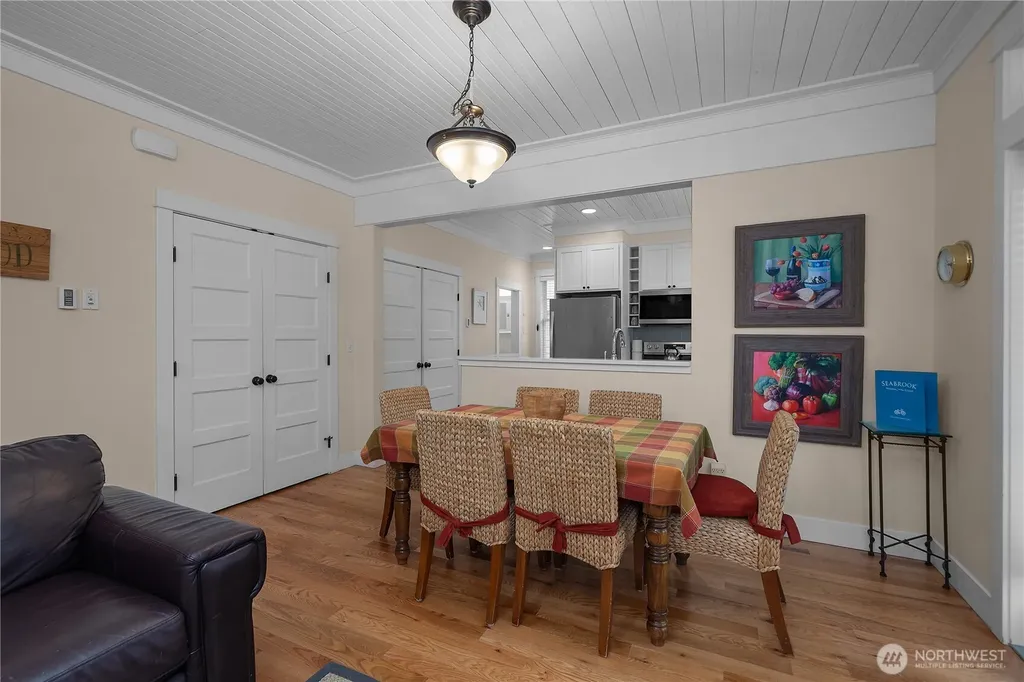 3 Float Lane Pacific Beach WA 98571