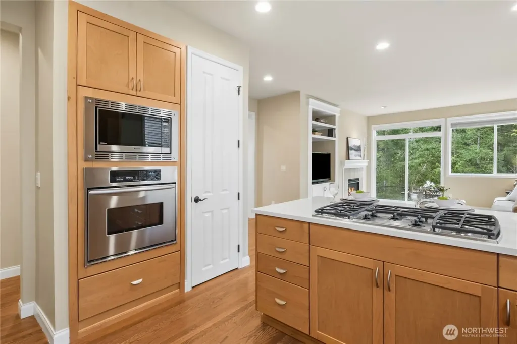 6701 W Crest View Loop SE Snoqualmie WA 98065