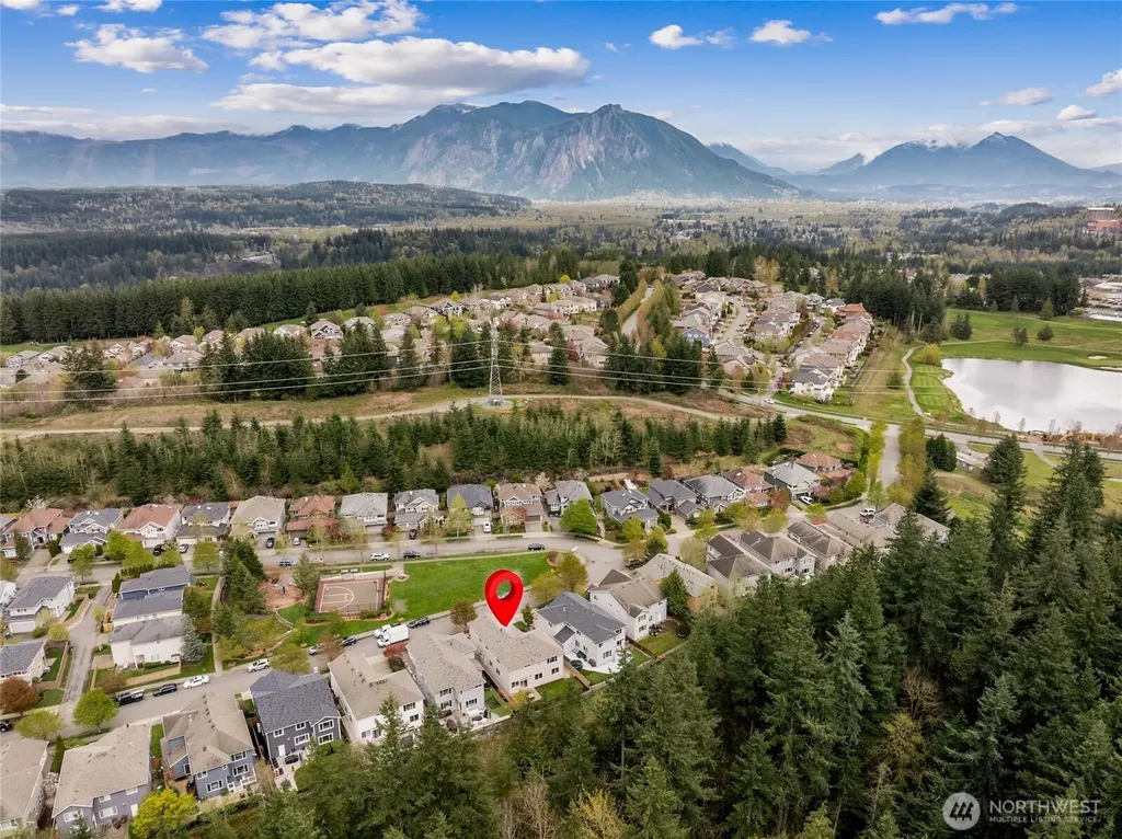 6701 W Crest View Loop SE Snoqualmie WA 98065