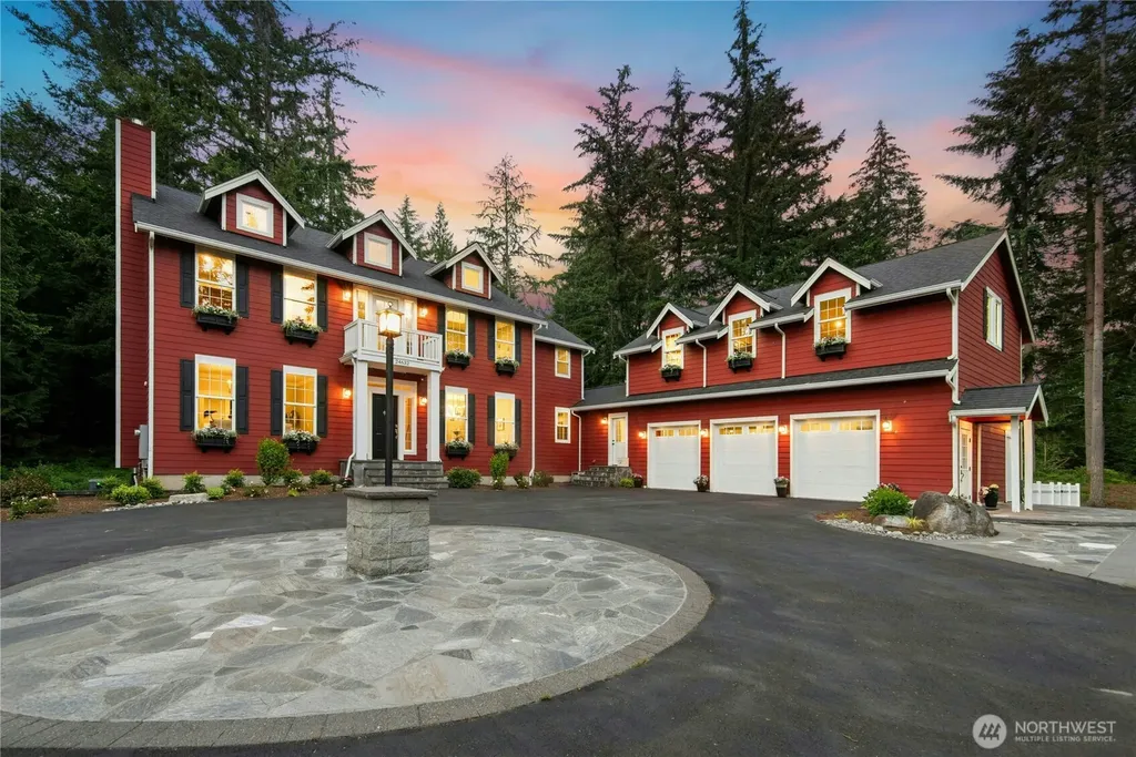 24632 NE 72nd Street Redmond WA 98053