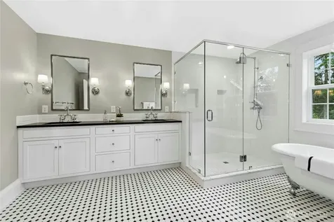 24632 NE 72nd Street Redmond WA 98053