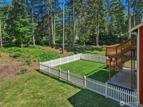24632 NE 72nd Street Redmond WA 98053