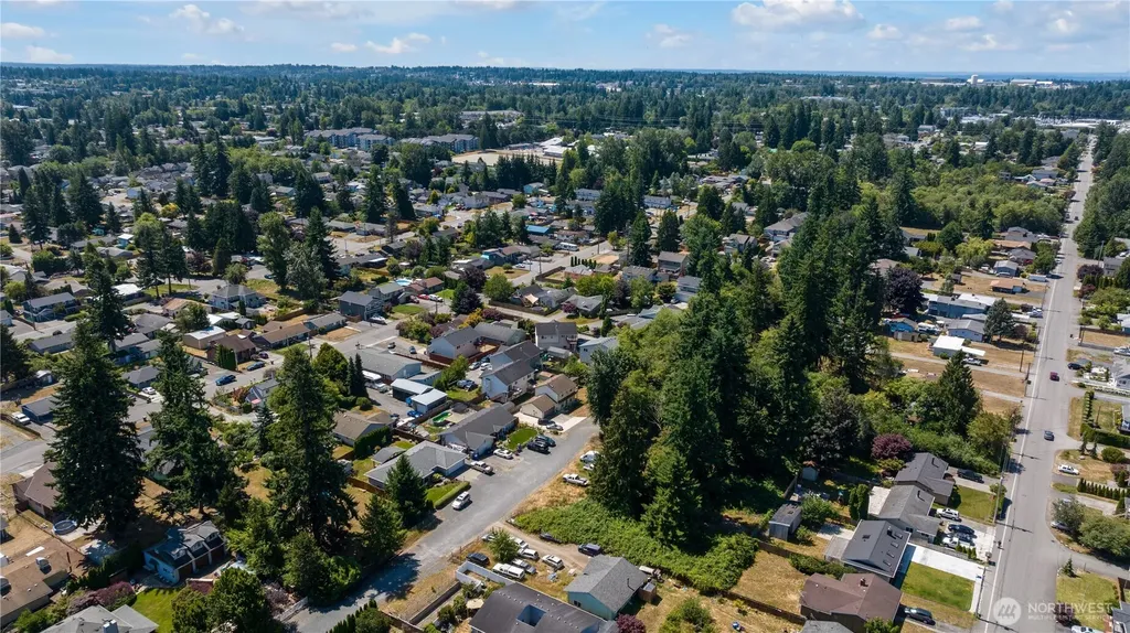 2 106th Street SE Everett WA 98208
