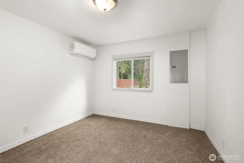 8628 358th Street S Roy WA 98580