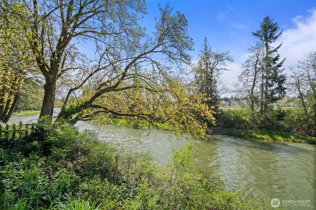 8628 358th Street S Roy WA 98580
