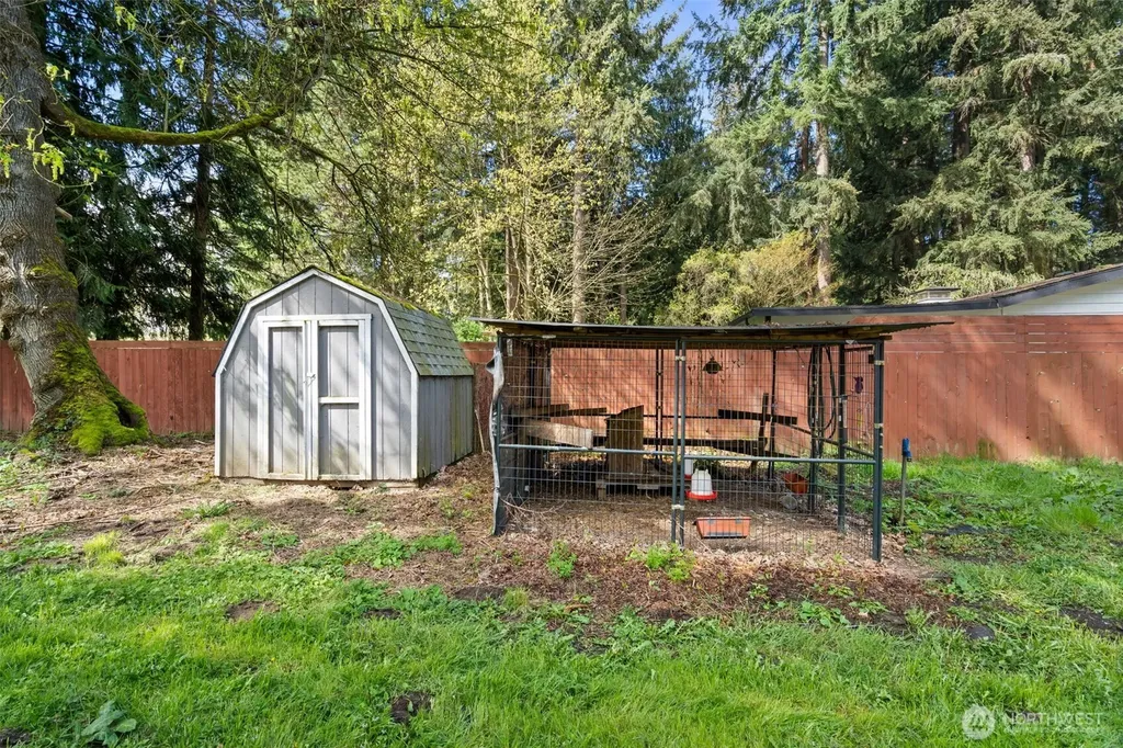 8628 358th Street S Roy WA 98580