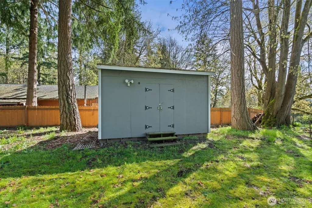 8628 358th Street S Roy WA 98580