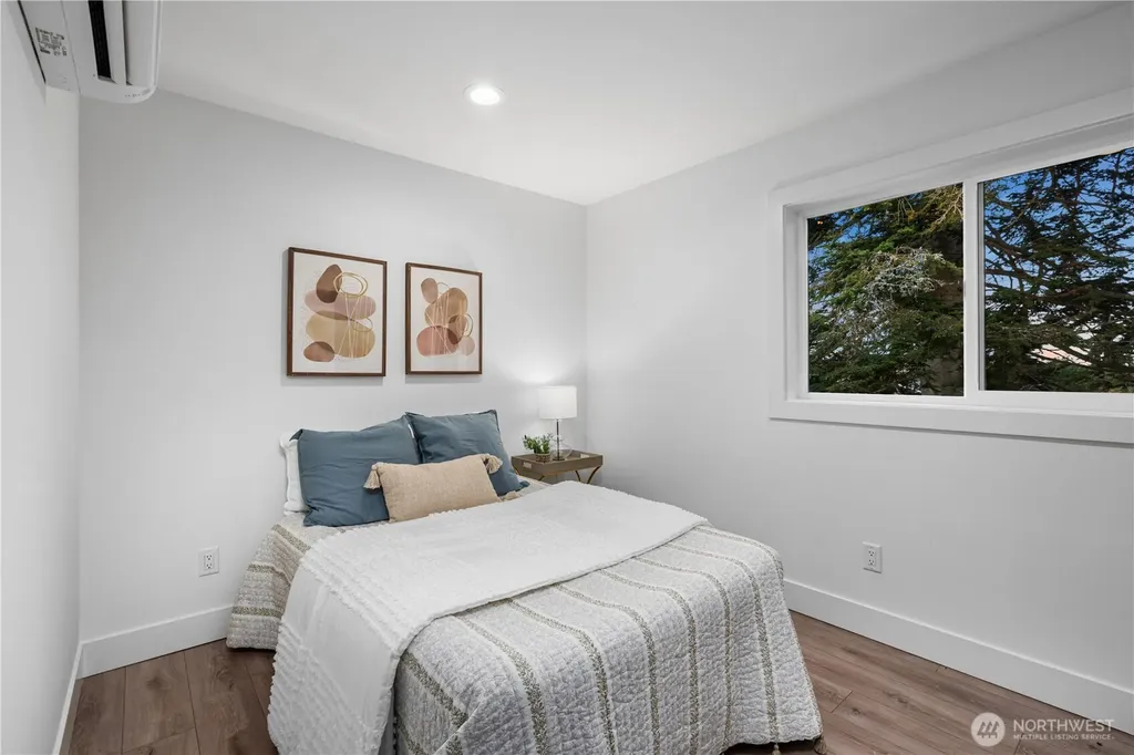 9731 13th Avenue NW Seattle WA 98117