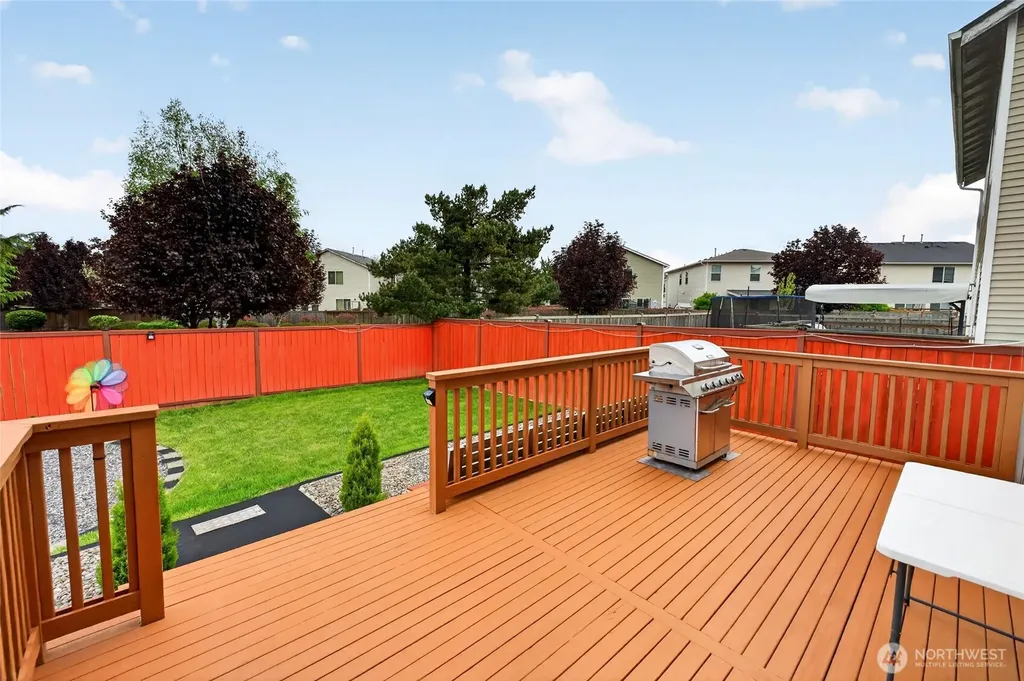 9511 186th St Ct E Puyallup WA 98375