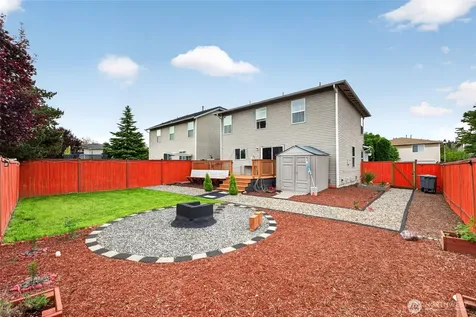 9511 186th St Ct E Puyallup WA 98375
