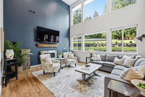 5726 Solana Lane NE Bainbridge Island WA 98110