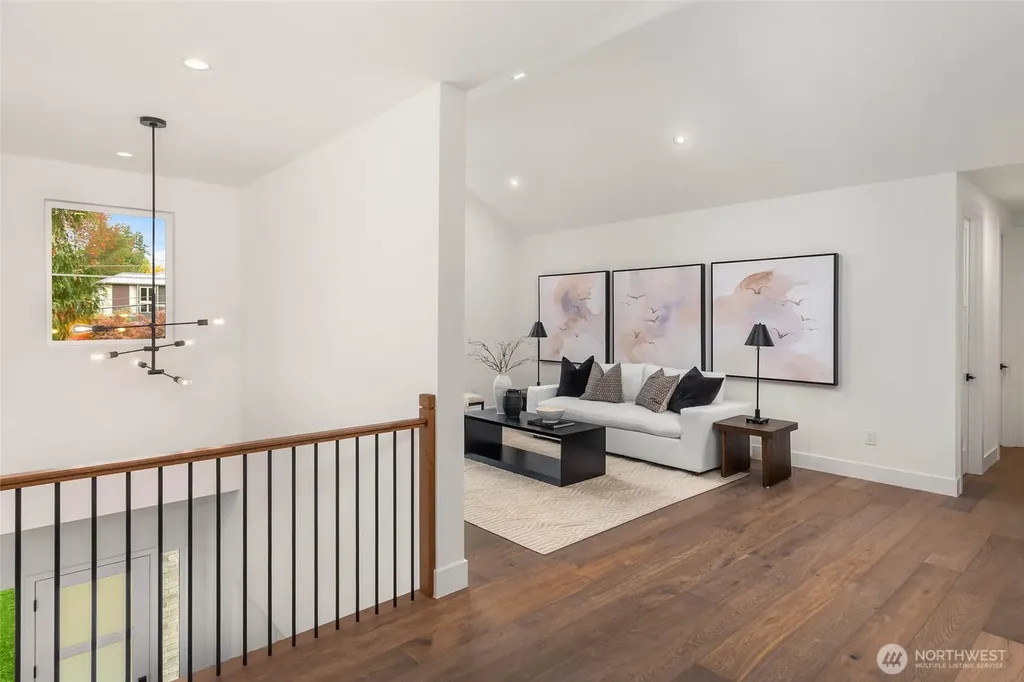10620 NE 28th Place Bellevue WA 98004