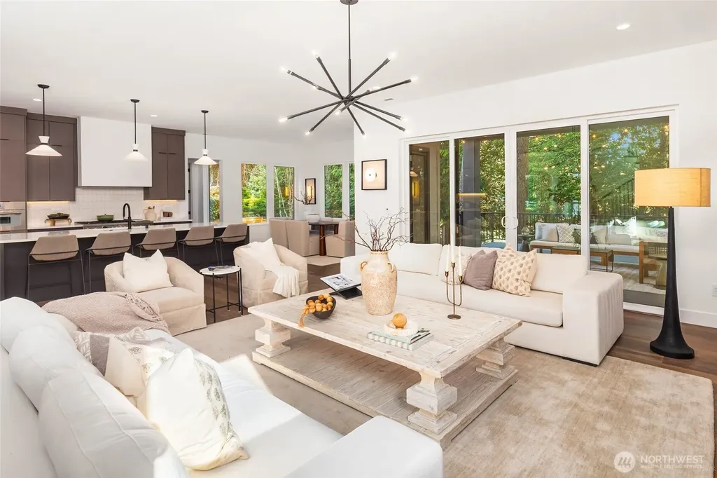10620 NE 28th Place Bellevue WA 98004
