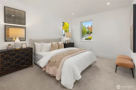 10620 NE 28th Place Bellevue WA 98004
