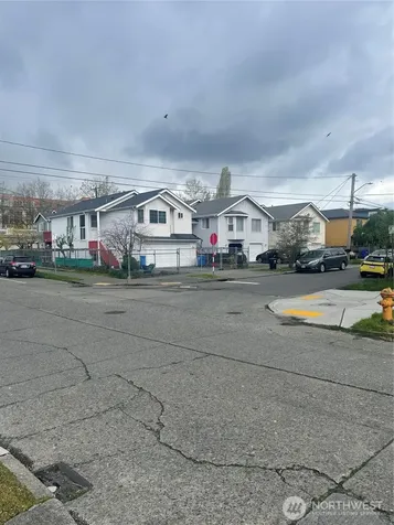 3101 S Walden Street Seattle WA 98144