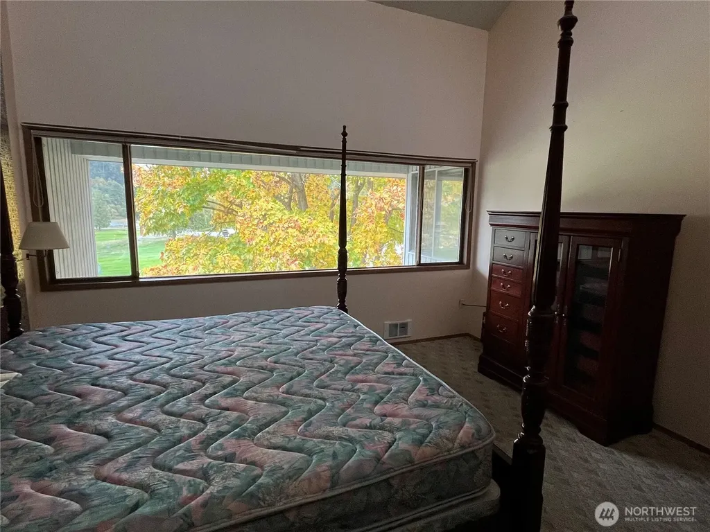 102 Shelter Bay Drive La Conner WA 98257