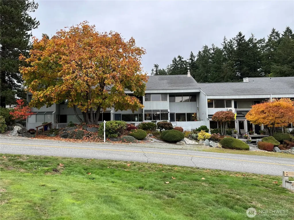102 Shelter Bay Drive La Conner WA 98257