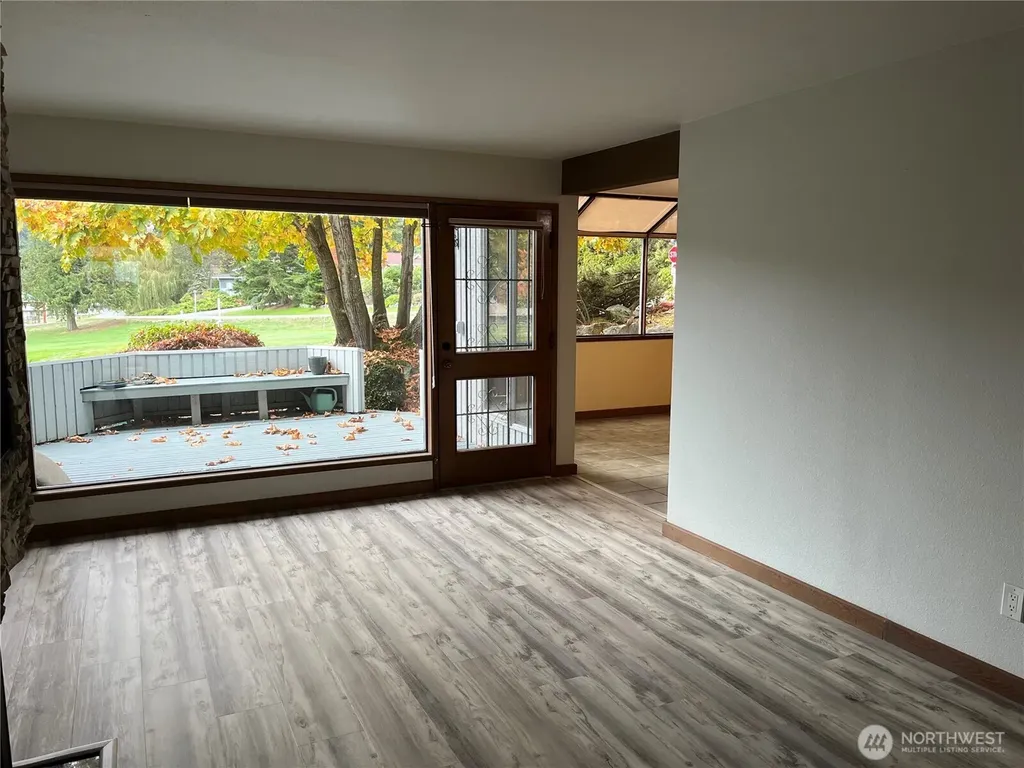 102 Shelter Bay Drive La Conner WA 98257