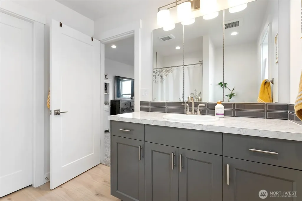 226 Morton Street Sumas WA 98295