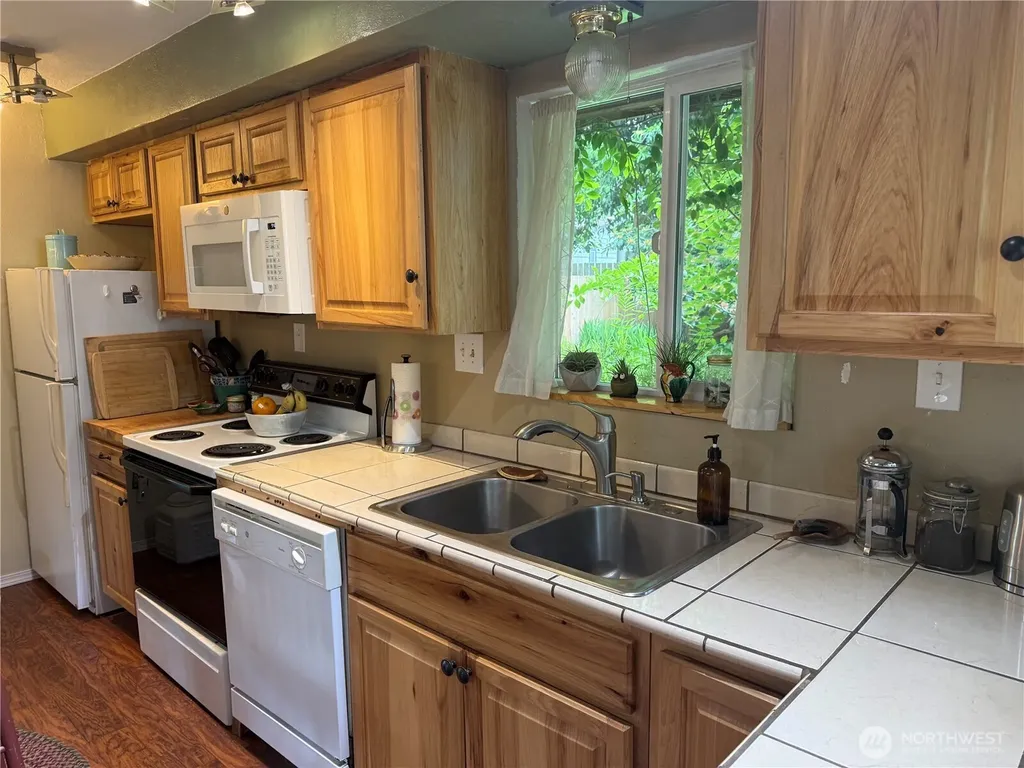 27006 U Street Ocean Park WA 98640