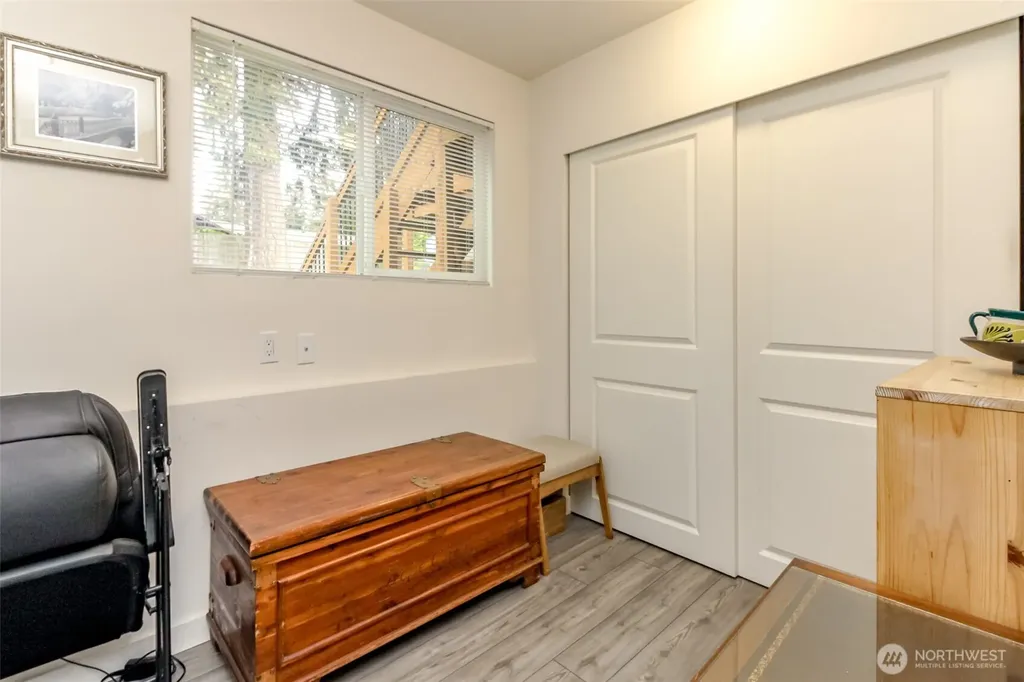 33227 39th Avenue SW Federal Way WA 98023