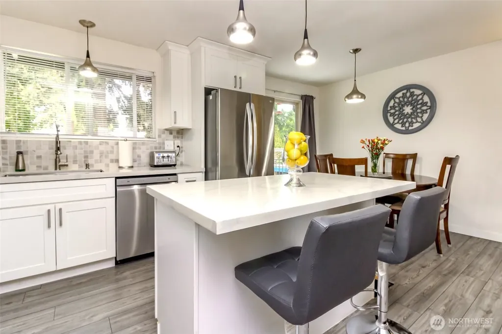 33227 39th Avenue SW Federal Way WA 98023