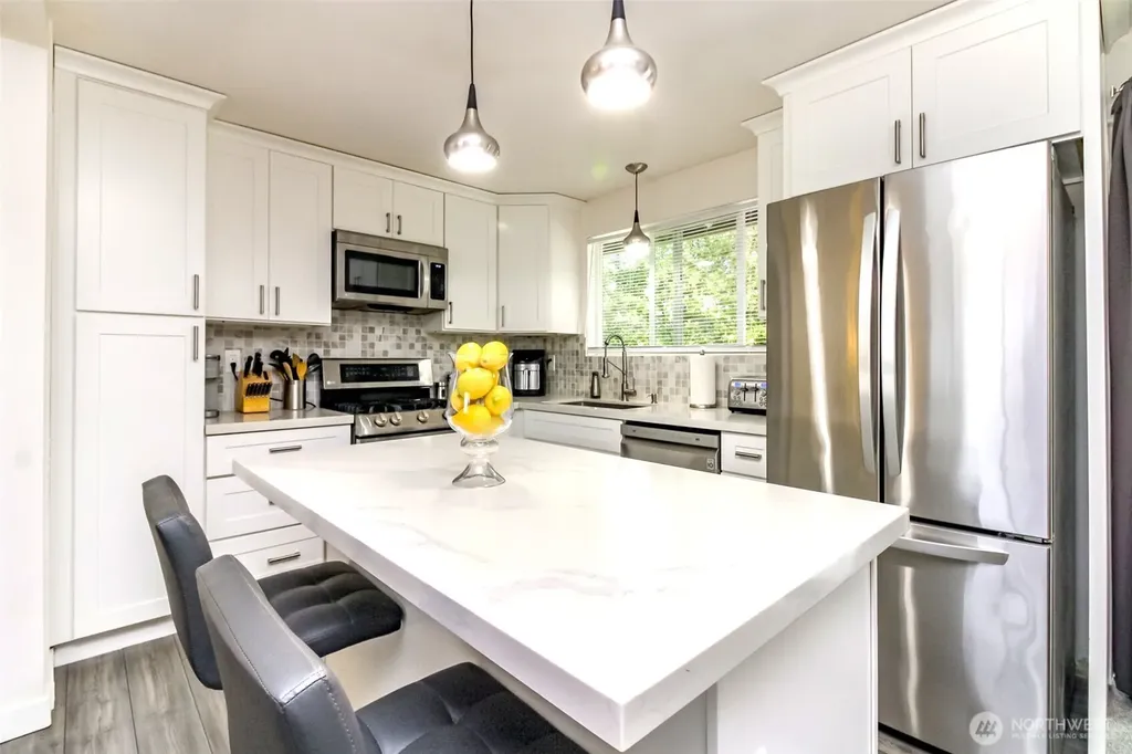 33227 39th Avenue SW Federal Way WA 98023