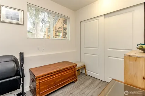 33227 39th Avenue SW Federal Way WA 98023