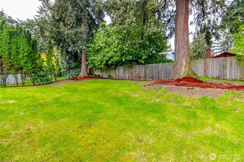 33227 39th Avenue SW Federal Way WA 98023