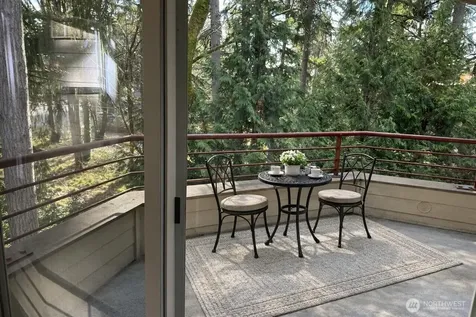 1750 152nd Avenue NE Bellevue WA 98007