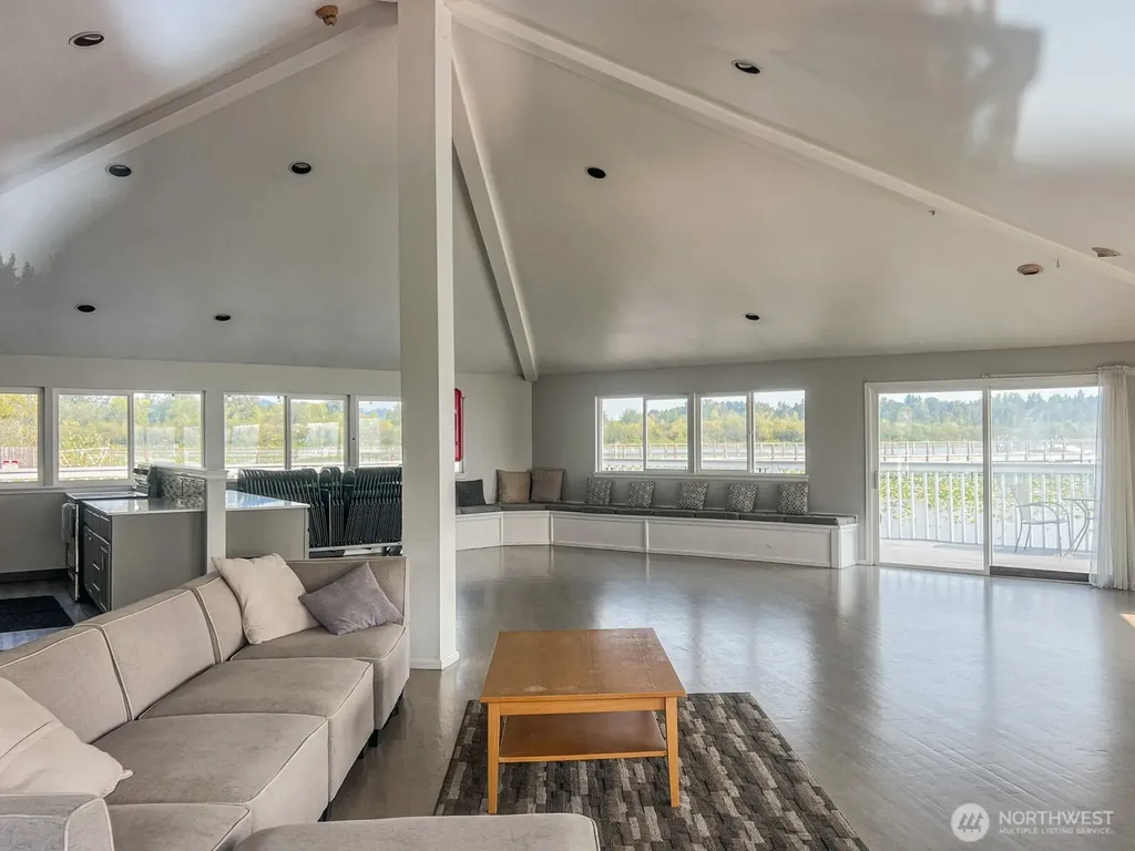 17203 NE 45th Street Redmond WA 98052